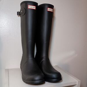 ✨Hunter Women’s Original Tall Rain Boots - Size 11✨